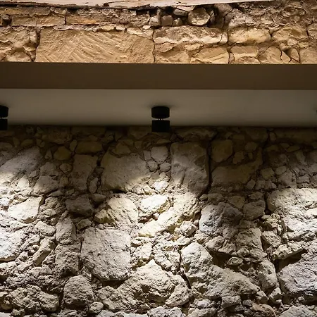 P 25 Guest house